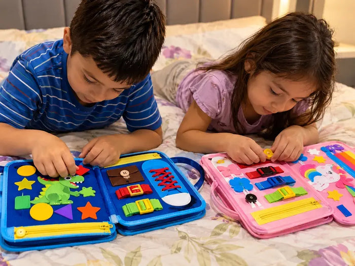 Kit de cuadernos Montessori en uso