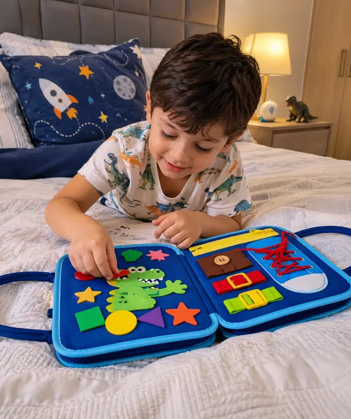 Kit de cuadernos Montessori en uso
